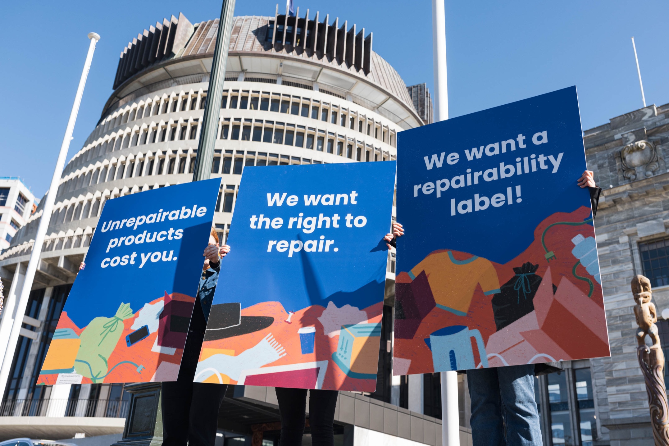 Making a Statement: Consumer NZ’s Right to Repair Petition Paylite Panels